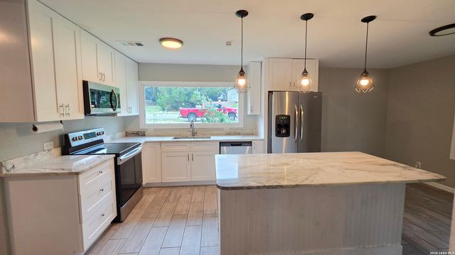 3019 Lakeview, Canyon Lake, TX 78133