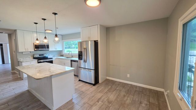 3019 Lakeview, Canyon Lake, TX 78133
