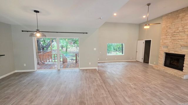 3019 Lakeview, Canyon Lake, TX 78133