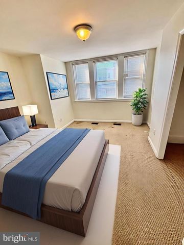 4753 OAKMONT ST, Philadelphia, PA 19136