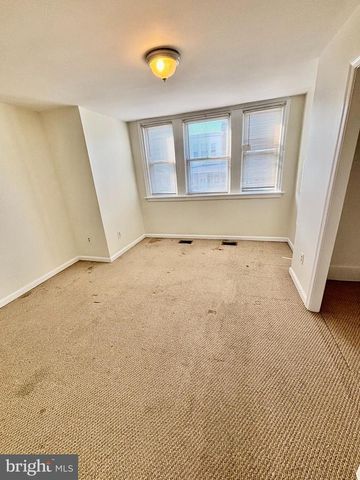 4753 OAKMONT ST, Philadelphia, PA 19136