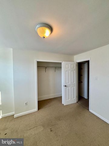 4753 OAKMONT ST, Philadelphia, PA 19136