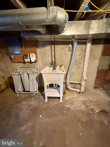 4753 OAKMONT ST, Philadelphia, PA 19136