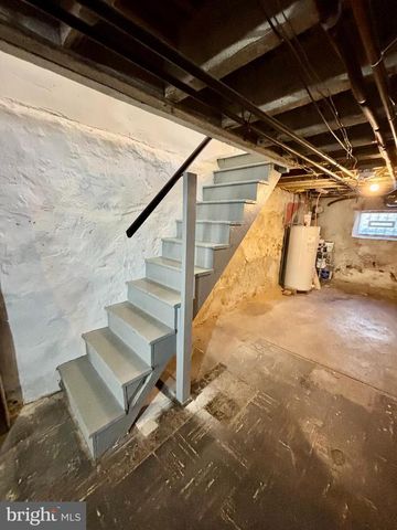 4753 OAKMONT ST, Philadelphia, PA 19136