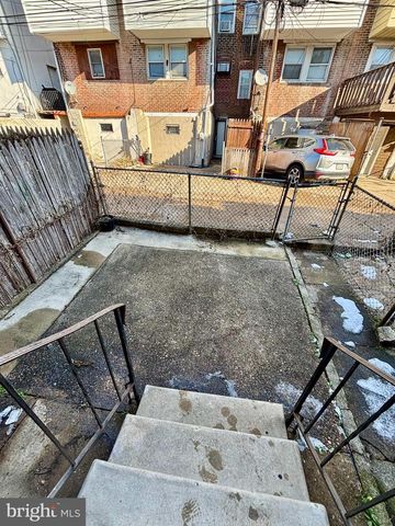 4753 OAKMONT ST, Philadelphia, PA 19136