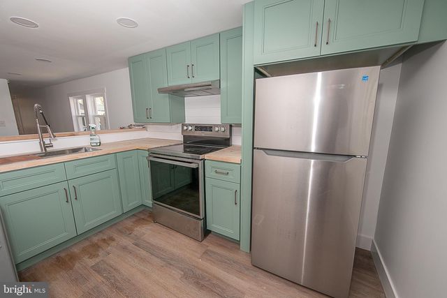 29 HAZELWOOD DR, Elmer, NJ 08318