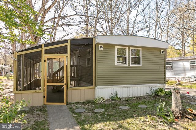 29 HAZELWOOD DR, Elmer, NJ 08318