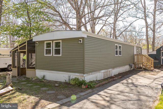 29 HAZELWOOD DR, Elmer, NJ 08318