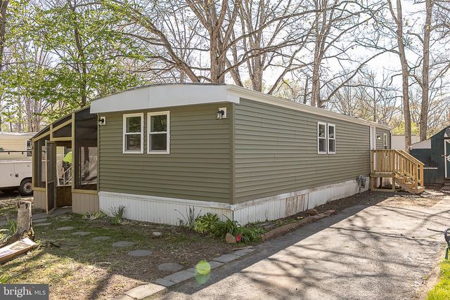 29 HAZELWOOD DR, Elmer, NJ 08318