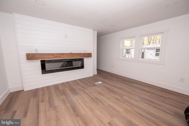 29 HAZELWOOD DR, Elmer, NJ 08318