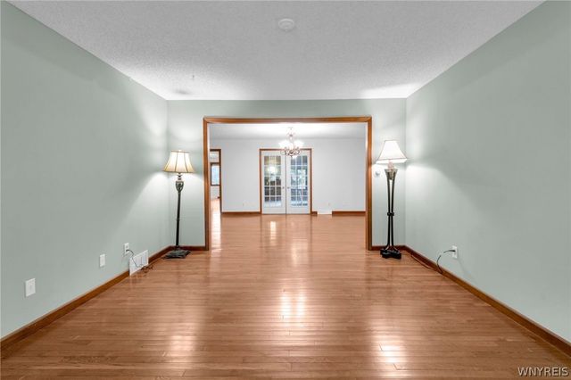 35 High Court, Amherst, NY 14226