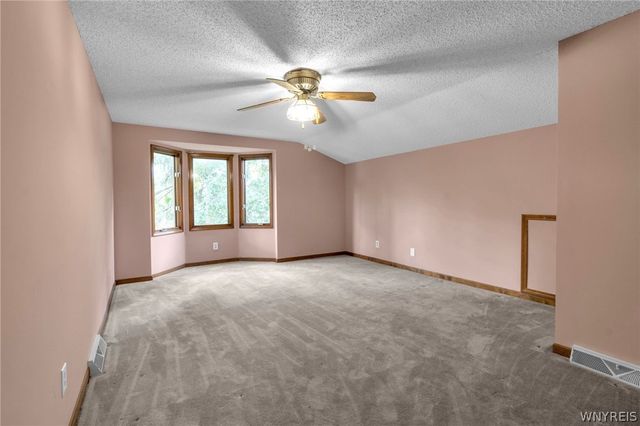 35 High Court, Amherst, NY 14226