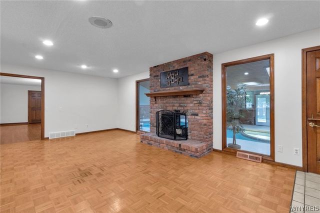 35 High Court, Amherst, NY 14226