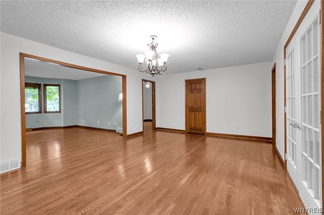 35 High Court, Amherst, NY 14226