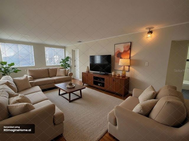 2113 W NORTH B STREET, Tampa, FL 33606