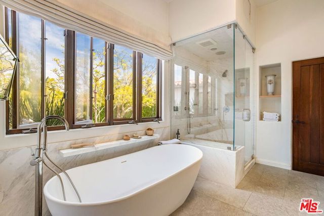 401 26th Street, Santa Monica, CA 90402