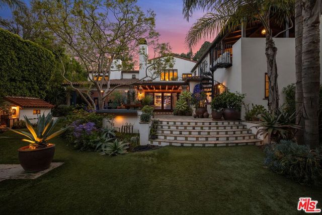 401 26th Street, Santa Monica, CA 90402