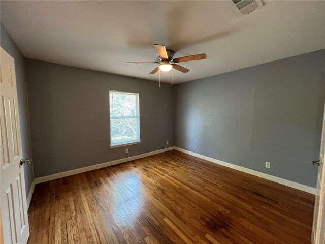 1704 S Polk, Dallas, TX 75224