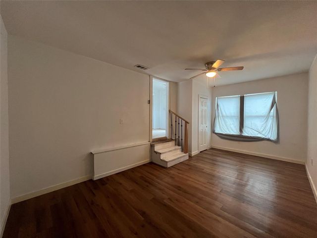 1704 S Polk, Dallas, TX 75224