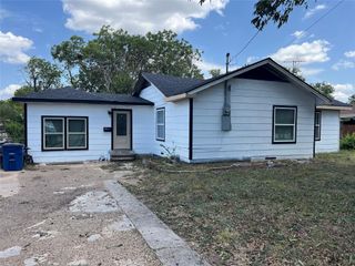 1704 S Polk, Dallas, TX 75224