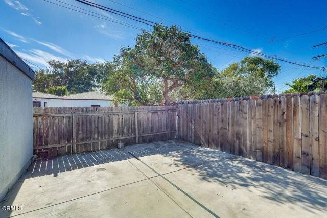 140 E 101st Street, Los Angeles, CA 90003