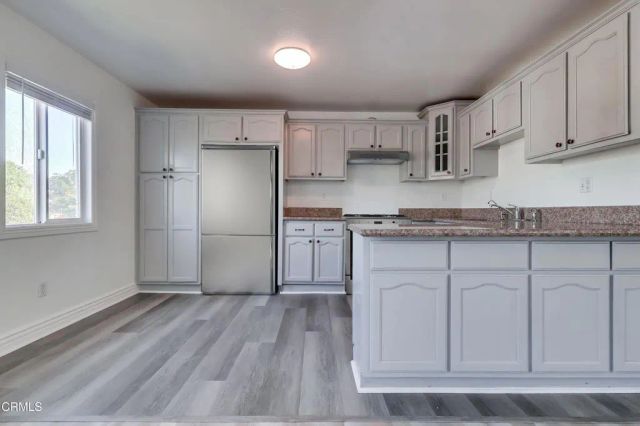 140 E 101st Street, Los Angeles, CA 90003