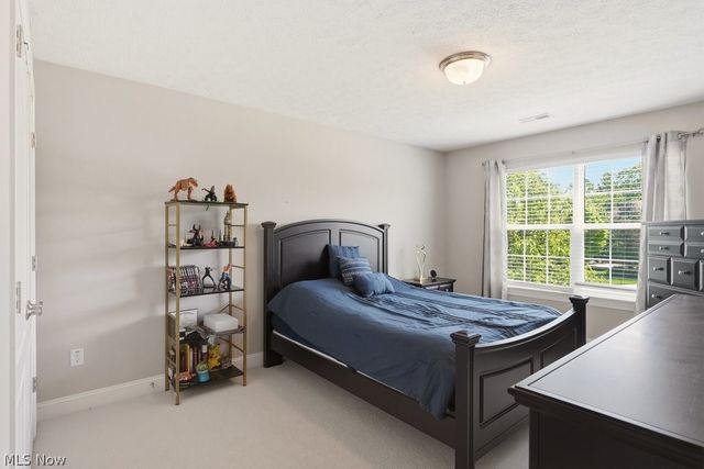 351 Glasgow Drive, Highland Heights, OH 44143