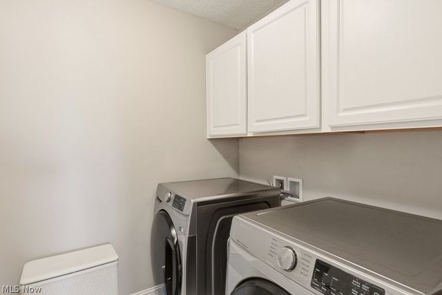 351 Glasgow Drive, Highland Heights, OH 44143