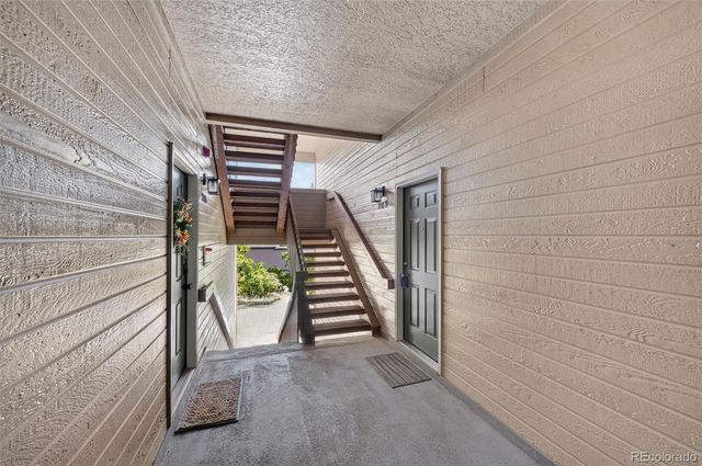 7435 S Alkire Street 203, Littleton, CO 80127
