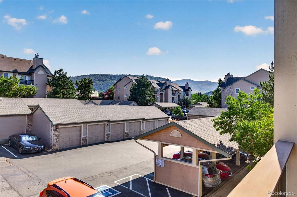 Image 2 of property listing at 7435 S Alkire Street 203, Littleton, CO 80127