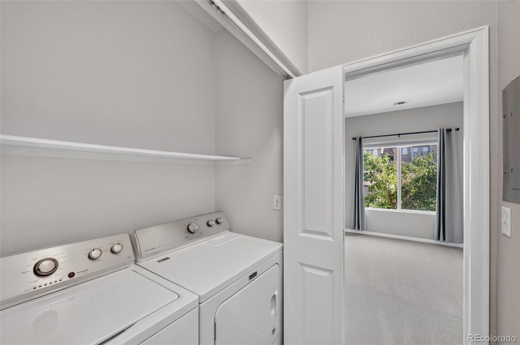 Image 22 of property listing at 7435 S Alkire Street 203, Littleton, CO 80127