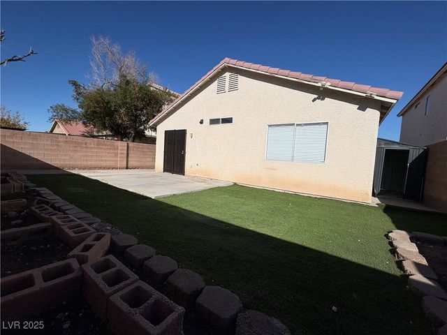 6303 Navajo Gorge Court, Las Vegas, NV 89142