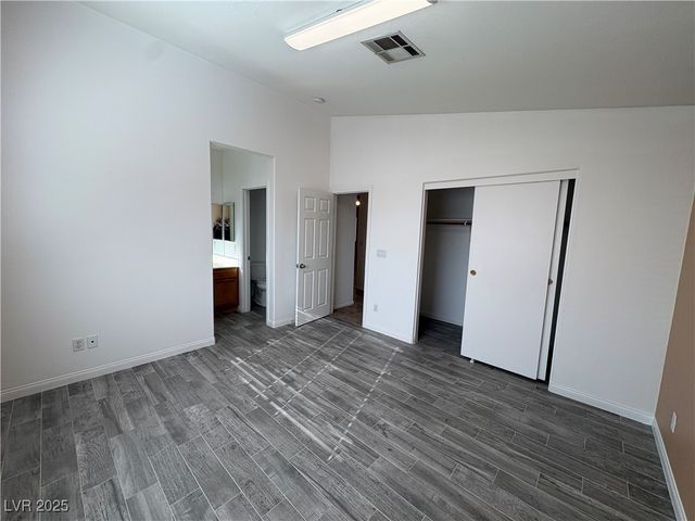 6303 Navajo Gorge Court, Las Vegas, NV 89142