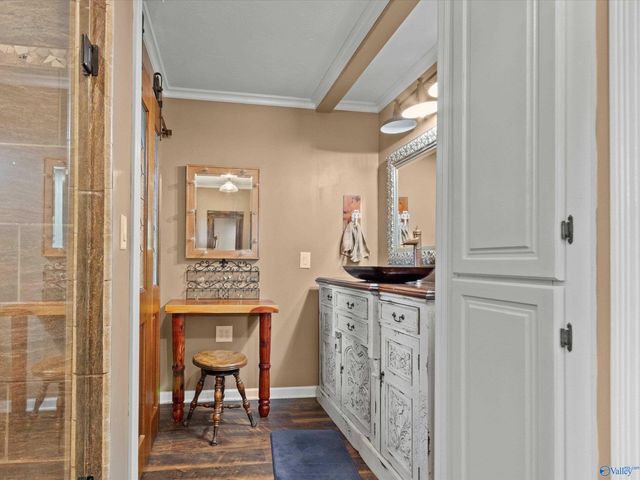 15652 Thompson Lane, Athens, AL 35611