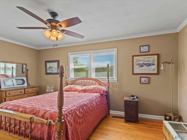 15652 Thompson Lane, Athens, AL 35611