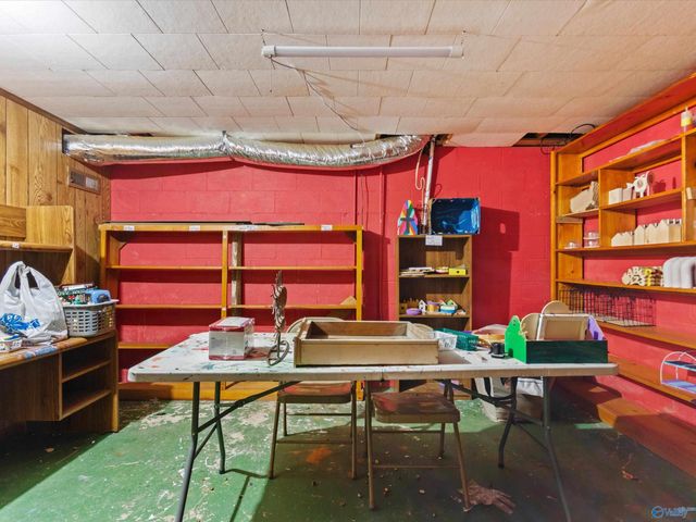 15652 Thompson Lane, Athens, AL 35611