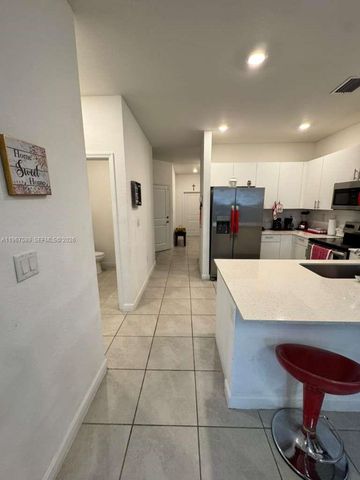 13043 SW 286th Way, Homestead, FL 33033