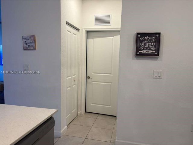 13043 SW 286th Way, Homestead, FL 33033