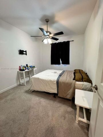 13043 SW 286th Way, Homestead, FL 33033