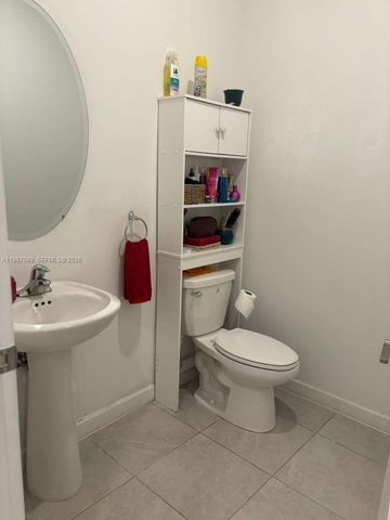 13043 SW 286th Way, Homestead, FL 33033