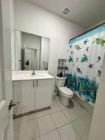 13043 SW 286th Way, Homestead, FL 33033