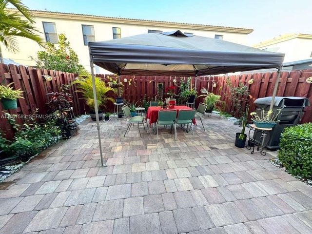 13043 SW 286th Way, Homestead, FL 33033