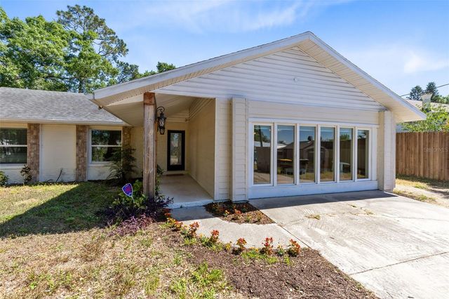 132 ALACHUA DRIVE, Winter Haven, FL 33884