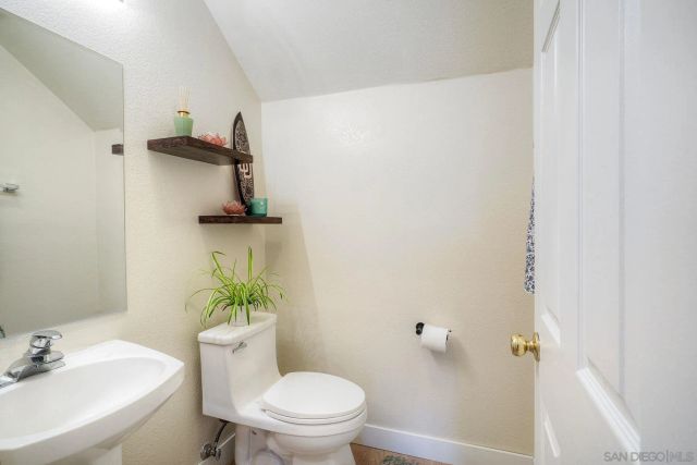 529 Peach Way, San Marcos, CA 92069