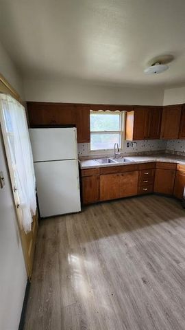 7703 E 50th Street, Kansas City, MO 64129