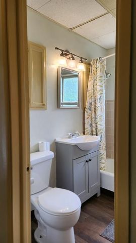 7703 E 50th Street, Kansas City, MO 64129