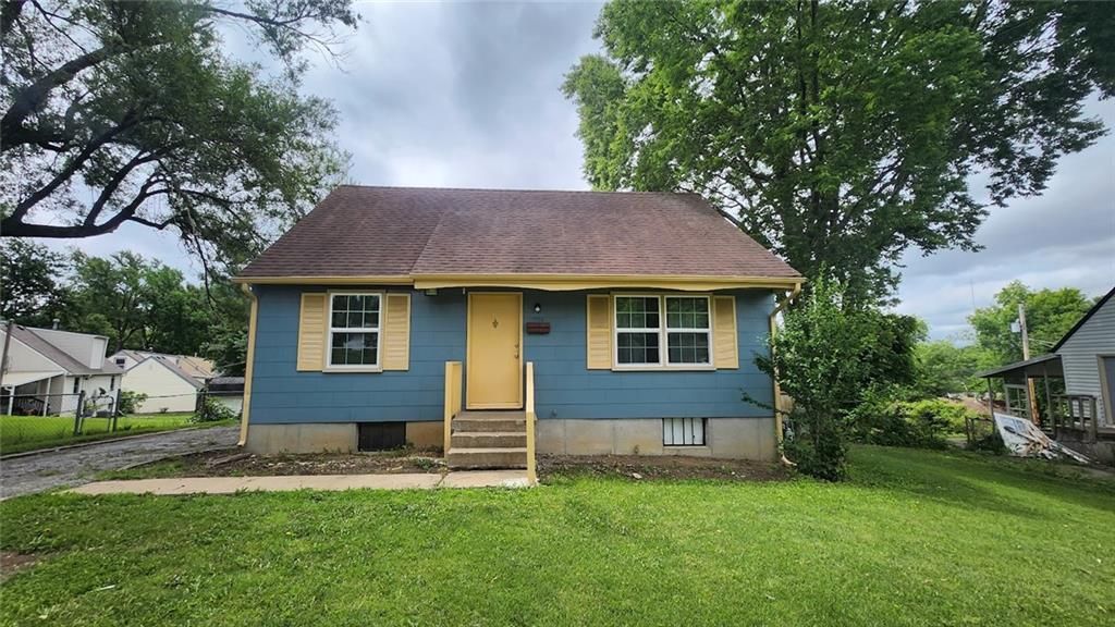7703 E 50th Street, Kansas City, MO 64129