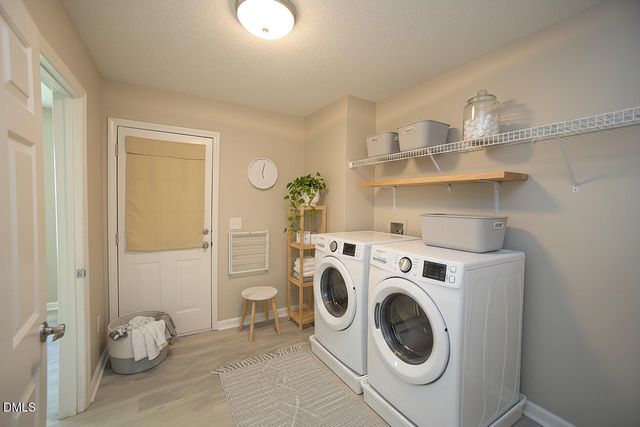 208 Wimbledon Court, Clayton, NC 27520