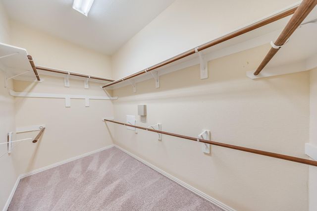 2829 Parkside Village Court, Pearland, TX 77581