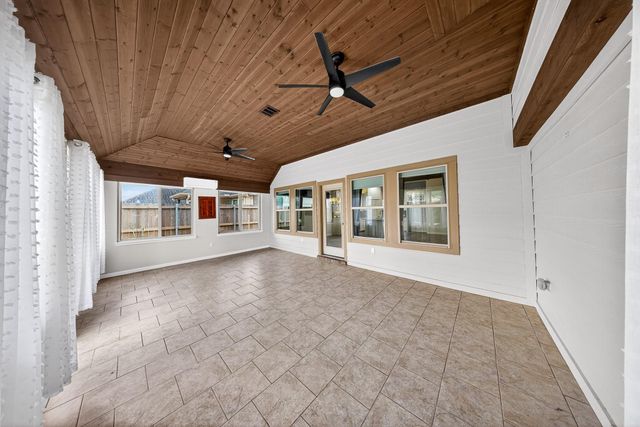 2829 Parkside Village Court, Pearland, TX 77581